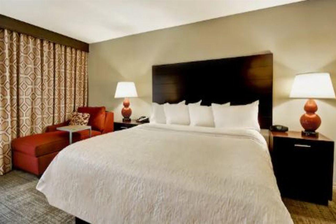 Hampton Inn Старквил Екстериор снимка
