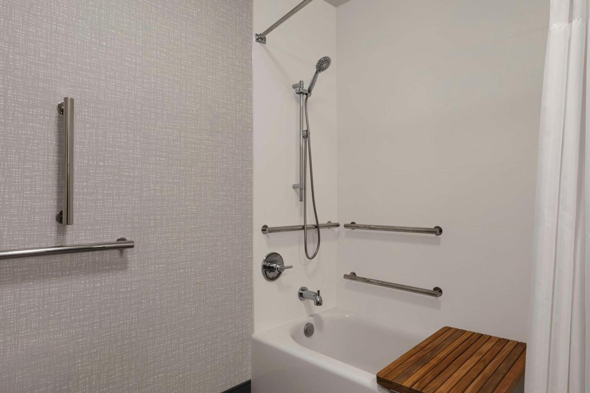 Hampton Inn Старквил Екстериор снимка
