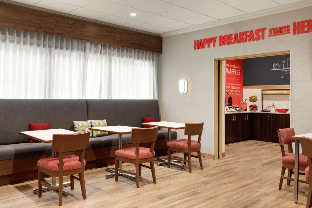 Hampton Inn Старквил Ресторант снимка