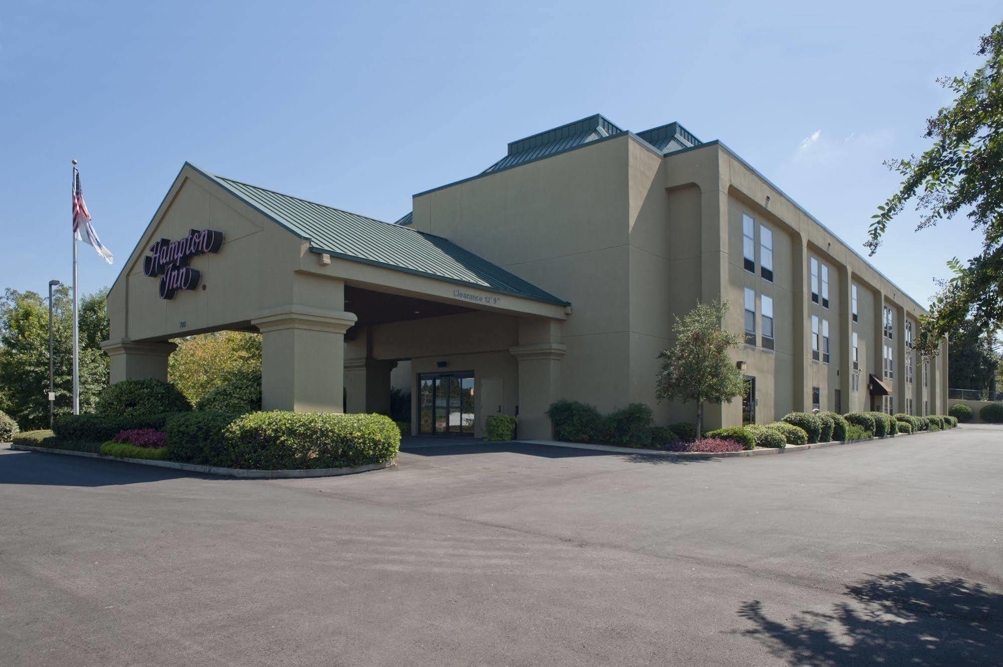 Hampton Inn Старквил Екстериор снимка
