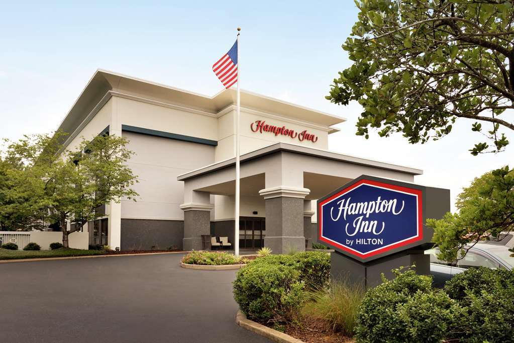 Hampton Inn Старквил Екстериор снимка